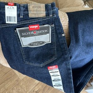 Wrangler Silver Edition 40x30 Jeans NWT